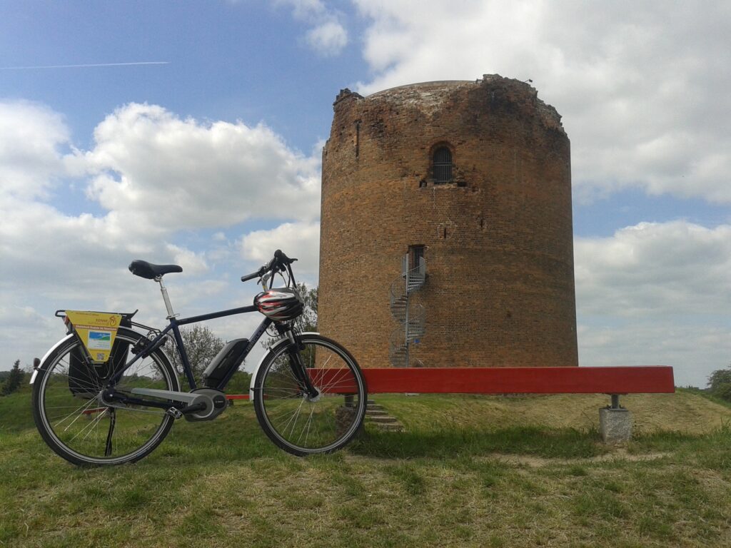 Mit dem Pedelec am Stolper Turm