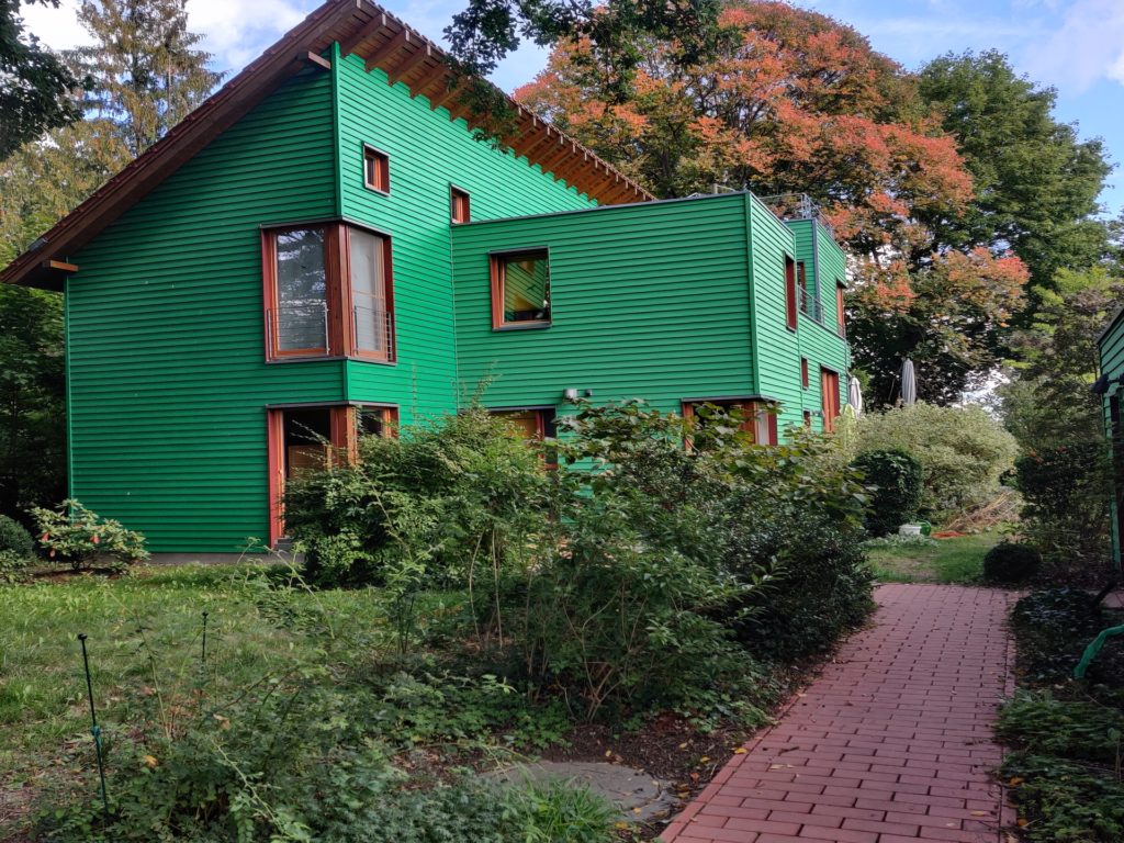 Grünes Holzhaus Altkünkendorf, Foto: Gundula Lütgert