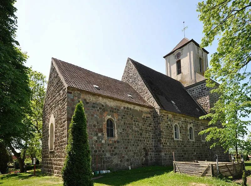 Dorfkirche Kerkow, Foto: Maria Schella, Lizenz: Maria Schella